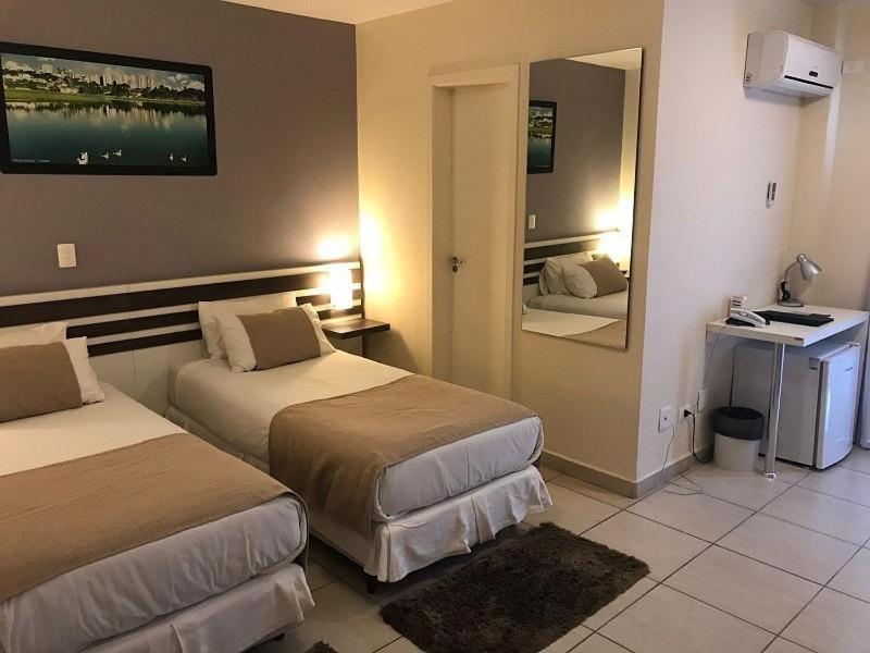 Bristol Portal Do Iguacu Curitiba Aeroporto Hotel ภายนอก รูปภาพ